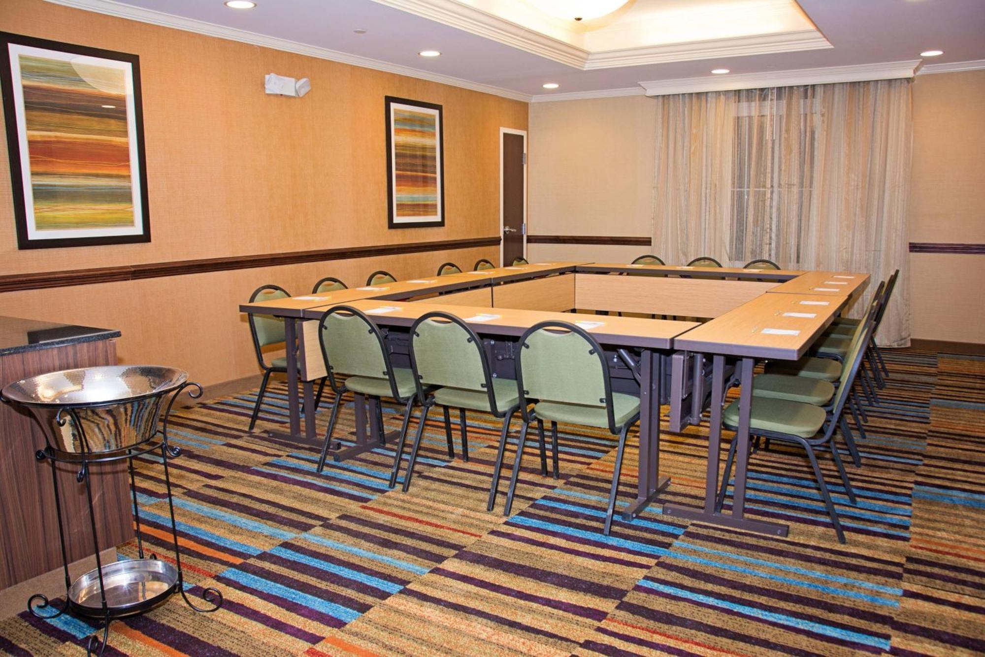 Fairfield Inn & Suites Butler Luaran gambar