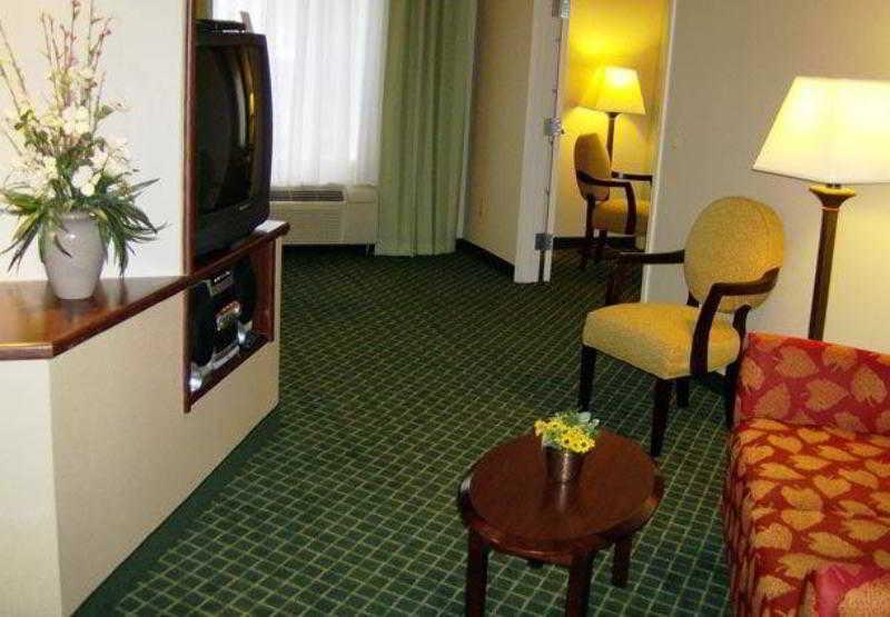 Fairfield Inn & Suites Butler Bilik gambar
